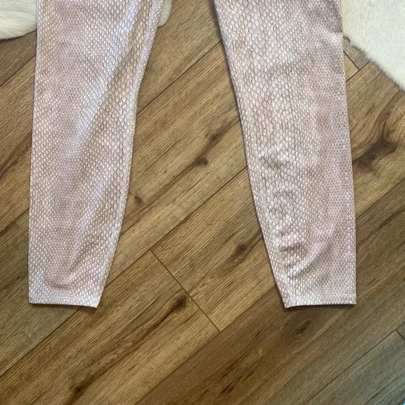 Varley Biona Tight Stone Snake print leggings - Picture 3 of 14